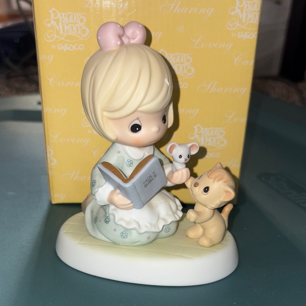 Precious Moments Blonde Figurine with Pink Bow “A Godchild Close to My Heart”